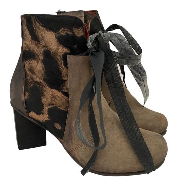 Brown and Black Leopard Print Ankle Boots with Chunky Heel - Picture 1 of 10